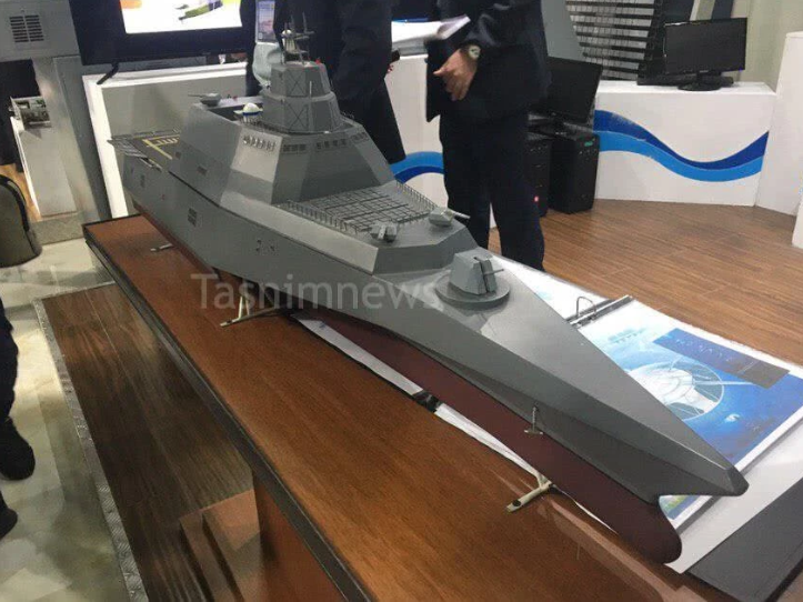 Đầu tháng 12, truyền thông Iran đã khiến phương Tây phải kinh ngạc khi công bố mô hình một khu trục hạm ba thân trong tương lai của nước này. Nguồn ảnh: QQ.