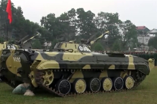 Đây là loại hỏa lực cực kỳ "ăn tiền" trên những xe chiến đấu bộ binh BMP-3. Với tên lửa chống tăng ATGM, chúng ta có thể tự tin cho xe chiến đấu bộ binh BMP-1 đối đầu xe tăng chủ lực của đối phương. Nguồn ảnh: Danviet.