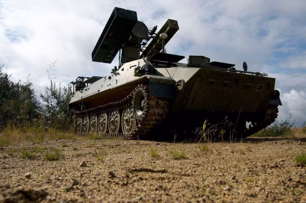 Tên lửa đạt vận tốc 1.020 m/s; xác suất tiêu diệt mục tiêu 35 - 85% tùy độ cao, nhược điểm của Osa là nó không thể bắn khi đang di chuyển.