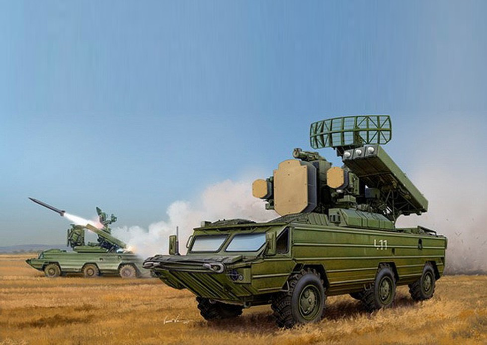 Từng xe mang phóng tự hành của Osa đều hoạt động độc lập, radar trinh sát của nó phát hiện được mục tiêu từ cự ly 30 - 40 km, theo dõi trong tầm 20 km và có thể tìm kiếm trong khi di chuyển.