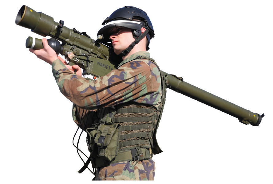 Cụ thể, trong khi tên lửa Igla của Liên Xô/Nga chỉ có lượng thuốc nổ là 1,17 kg thì Grom của Ba Lan lại có đầu đạn nặng tới 1,27 kg. Tuy nhiên, Grom chỉ sử dụng đầu đạn nổ chạm trong khi đó Igla của Nga còn sử dụng cả ngòi nổ cảm ứng. Nguồn ảnh: Pinterest.