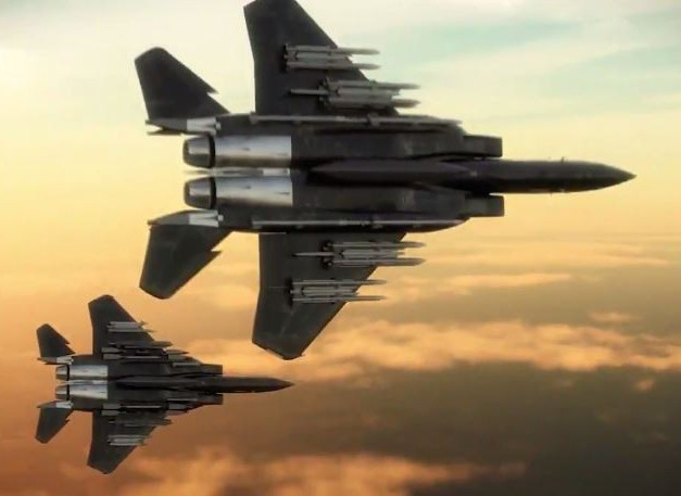 Ngoài ra, máy bay còn được lắp đặt hệ thống điện tử hàng không tối tân hơn mà trọng tâm xoay quanh radar mảng pha quét điện tử chủ động (AESA) đời mới nhất.