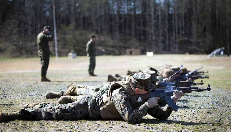 Đối với nhiệm vụ chống lô cốt, công sự, RPG-7 được trang bị đạn nhiệt áp TBG-7 có sức công phá tương đương 1 viên đạn pháo 120 mm. Mặc dù đạn TBG-7 không đủ độ chính xác đến mức có thể chui qua lỗ châu mai như một số súng chống tăng thế hệ mới nhưng liệu điều này có thực sự cần thiết khi TBG-7 đủ sức phá sập luôn cái lô cốt đó.