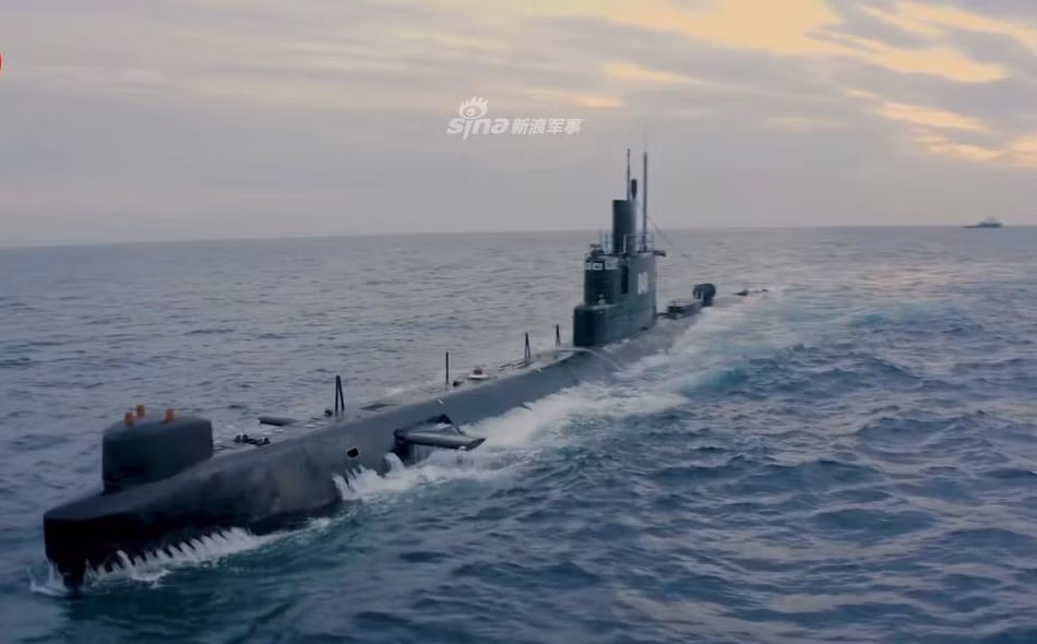 Loại tên lửa được Ai Cập sử dụng cùng các tàu ngầm Type 033 này là tên lửa đối hạm UGM-84 Harpoon. So với tên lửa Ưng Kích 8, Harpoon hiện đại vượt trội hơn rất nhiều. Nguồn ảnh: Sina.