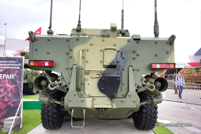 Cụ thể, hệ thống hoả lực của Bumerang bao gồm pháo 30mm tự động điều khiển từ xa kèm theo tên lửa chống tăng 9M133 Kornet-EM hoặc pháo 57mm điều khiển tự động hoặc súng máy 12,7mm điều khiển tự động. Nguồn ảnh: Rumil.