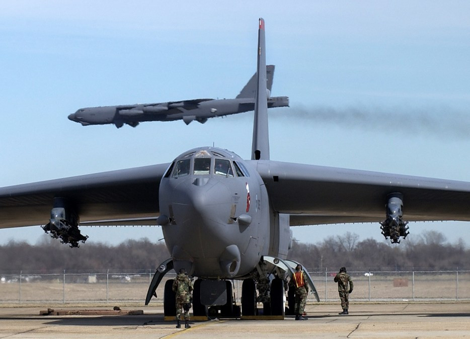Còn ở khu vực biển phía đông Trung Quốc, các quốc gia lân cận như Nhật Bản và Hàn Quốc thực tế lại chưa hề có thoả thuận về đặc quyền kinh tế của khu vực này - dẫn đến việc có rất nhiều vùng biển bị tranh chấp, chồng lấn cực kỳ phức tạp. Nguồn ảnh: Pinterest.