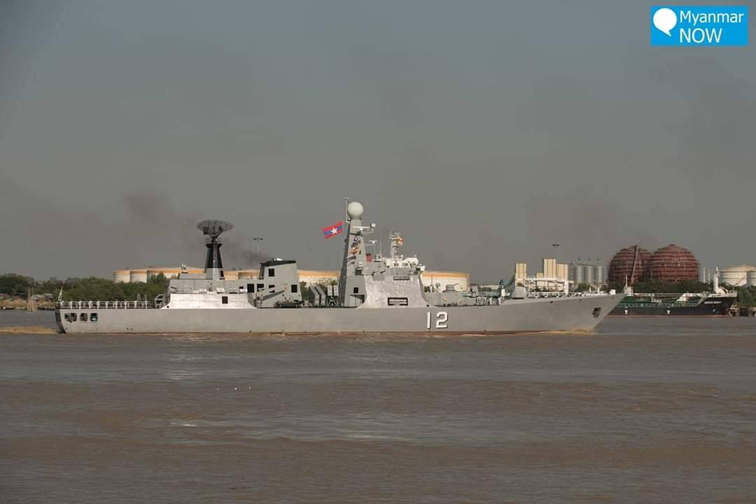 Khinh hạm 12 được Hải quân Myanmar đóng theo lớp Kyan Sittha - đây là một trong hai khinh hạm duy nhất được Hải quân Myanmar đóng theo lớp này cùng với khinh hạm 14 Sin Pyushin. Nguồn ảnh: Livejournal.