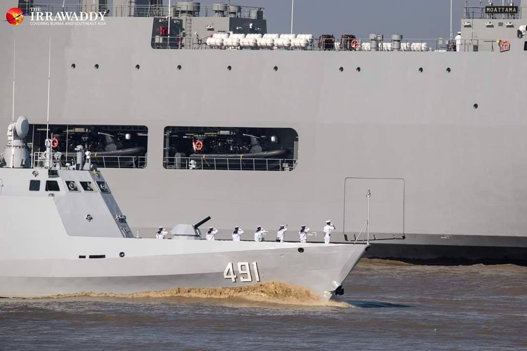 Tàu tàng hình mang tên lửa số thân 491 được Hải quân Myanmar tự thiết kế và đóng mới với khả năng mang theo bốn tên lửa chống hạm C-802A. Nguồn ảnh: Livejournal.