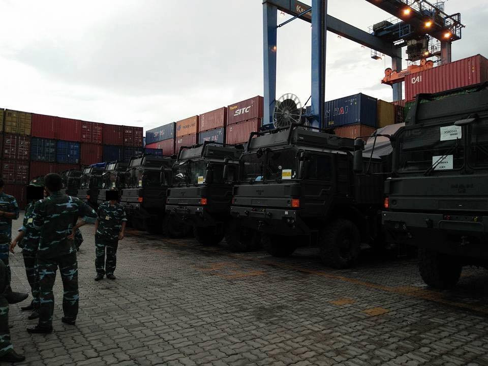 Với việc công khai các loại vũ khí mới một cách rộng rãi, người dân hoàn toàn có thể tin tưởng vào khả năng tác chiến của quân đội ta trong bối cảnh hiện tại cũng như sức mạnh, trình độ của quân đội nhân dân Việt Nam khi có thể sở hữu, vận hành được các loại vũ khí tối tân của thế giới. Nguồn ảnh: Pinterest.