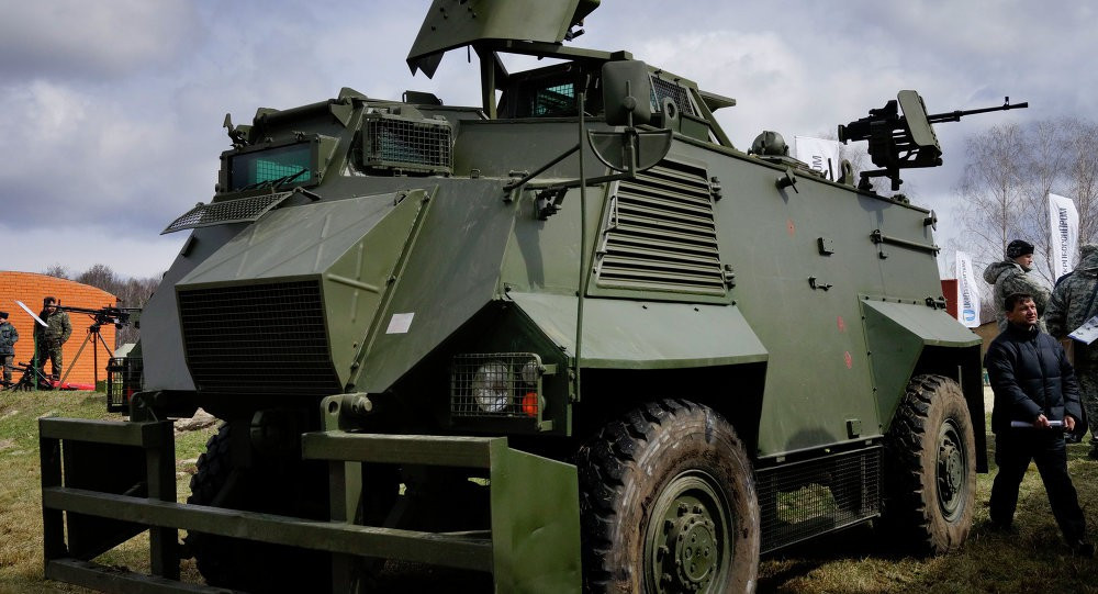 Ukraine chủ yếu xuất khẩu cho quân đội Nga động cơ máy bay cỡ lớn cùng với động cơ turbine khí cũng như diesel cho các tàu chiến thuộc nhiều lớp khác nhau của Hải quân Nga