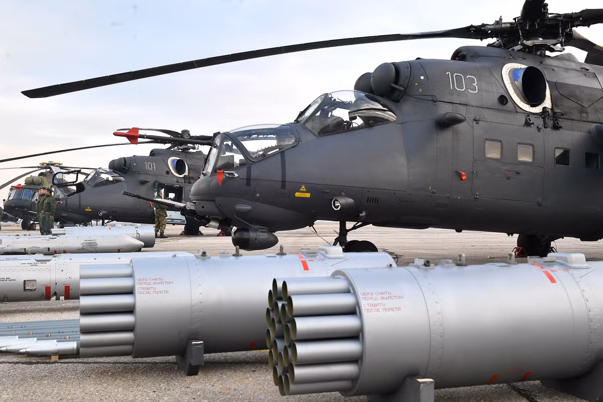 Mi-35M bắt đầu được sản xuất và xuất khẩu ra thế giới từ năm 2005. Loại trực thăng tấn công này hiện đang phục vụ với số lượng khác lớn trong biên chế nhiều quốc gia bao gồm Azerbaijan, Brazil, Iraq hay Venezuela. Nguồn ảnh: Livejour.