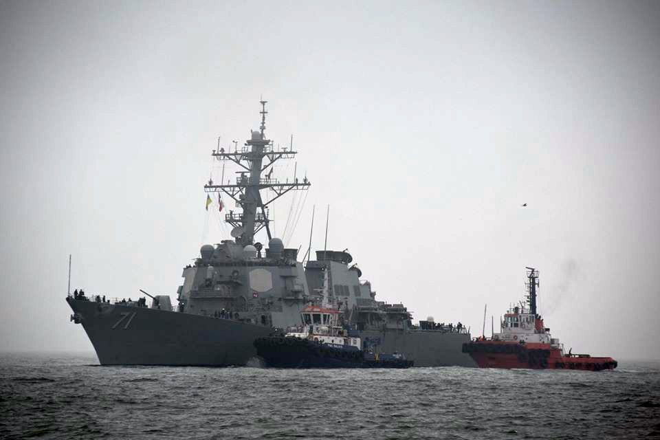 Hải quân Mỹ vừa đăng đàn tố cáo Không quân Nga có hành động "khiêu khích không đáng có" gây mất an toàn và làm thuỷ thủ trên tàu khu trục USS Rose sợ hãi không đáng có. Nguồn ảnh: Defenceblog.