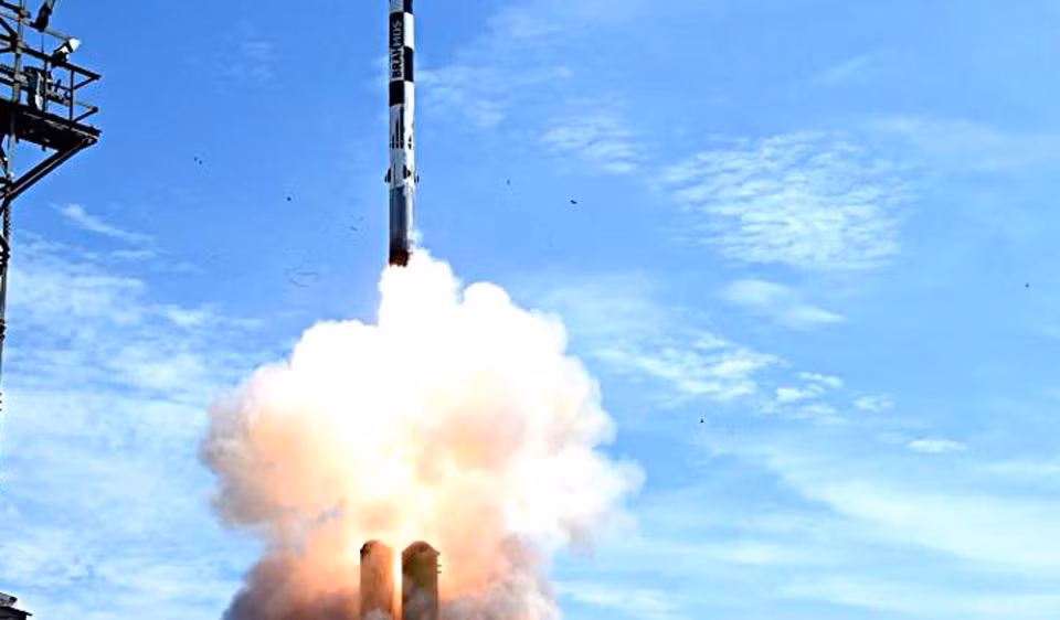 Thực tế, Philippines đã rất để mắt tới loại tên lửa này kể từ khi Ấn Độ tuyên bố sẽ xuất khẩu BrahMos ra thị trường quốc tế. Nguồn ảnh: Pinterest.