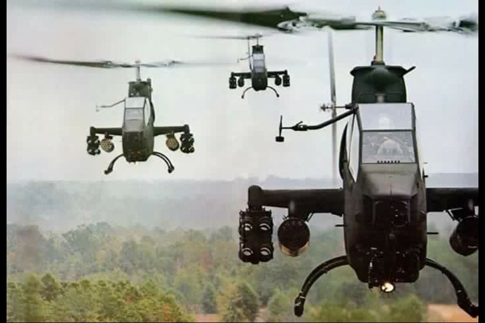 Tới nay, trực thăng AH-1 Cobra vẫn tiếp tục được quân đội Mỹ sử dụng với phiên bản nâng cấp AH-1F - phiên bản hiện đại nhất của loại trực thăng này. Nguồn ảnh: Jetphoto.