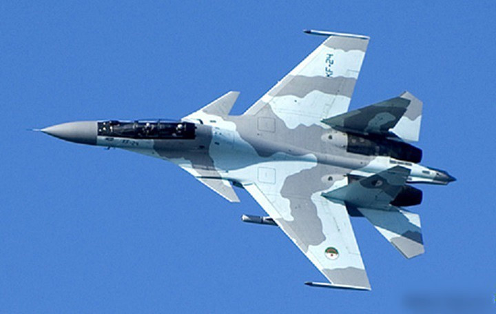 Đây có thể là nguyên nhân chính dẫn tới việc chiếc J-20 bị Su-30MKI phát hiện từ cự ly xa, nhưng nếu J-20 tháo bỏ thiết bị này trong thực chiến thì tình hình sẽ rất khác.