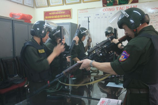 Hiện tại, ngoài lực lượng quân đội; lực lượng cảnh sát cơ động, lực lượng cảnh sát đặc nhiệm của Việt Nam cũng có sử dụng khẩu súng trường quân dụng này trong biên chế. Nguồn ảnh: Danviet.