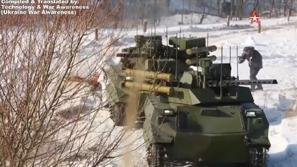 Chính điều này khiến Uran-9 phải nhận không ít chỉ trích, có thời điểm Nga đã rút toàn bộ loại robot chiến đấu này khỏi chiến trường Syria.