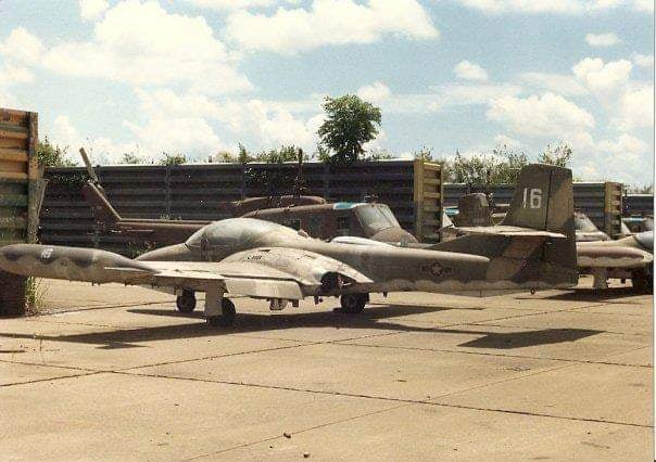 Máy bay cường kích A-37 "vang bóng một thời" từng hoạt động cực kỳ tích cực trong Chiến tranh Việt Nam, sau được chúng ta thu làm chiến lợi phẩm, hoạt động tích cực ở biên giới Tây Nam. Nguồn ảnh: PTS.