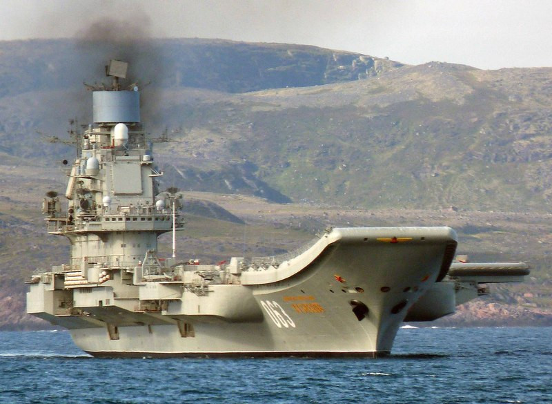 Với học thuyết quân sự của Nga, hoàn toàn có thể trông chờ vào sự ra đời của một hàng không mẫu hạm có trang bị vũ khí "đến tận chân răng". Nguồn ảnh: Rumil.