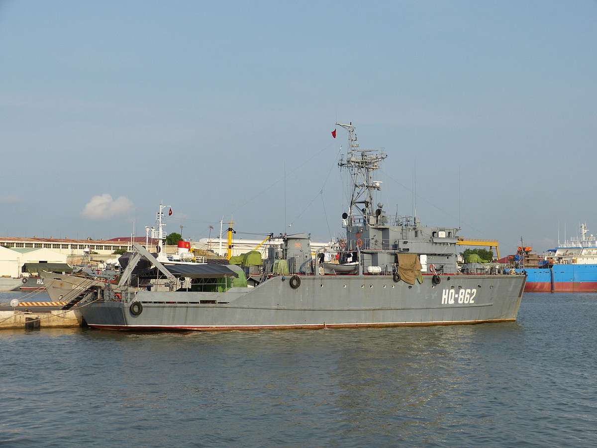 Điểm đặc biệt của các tàu này đó là chúng có thiết kế vỏ bằng gỗ giống với các tàu phá mìn lớp Vanya trước đây Liên Xô từng sử dụng rất nhiều. Nguồn ảnh: Pinterest.