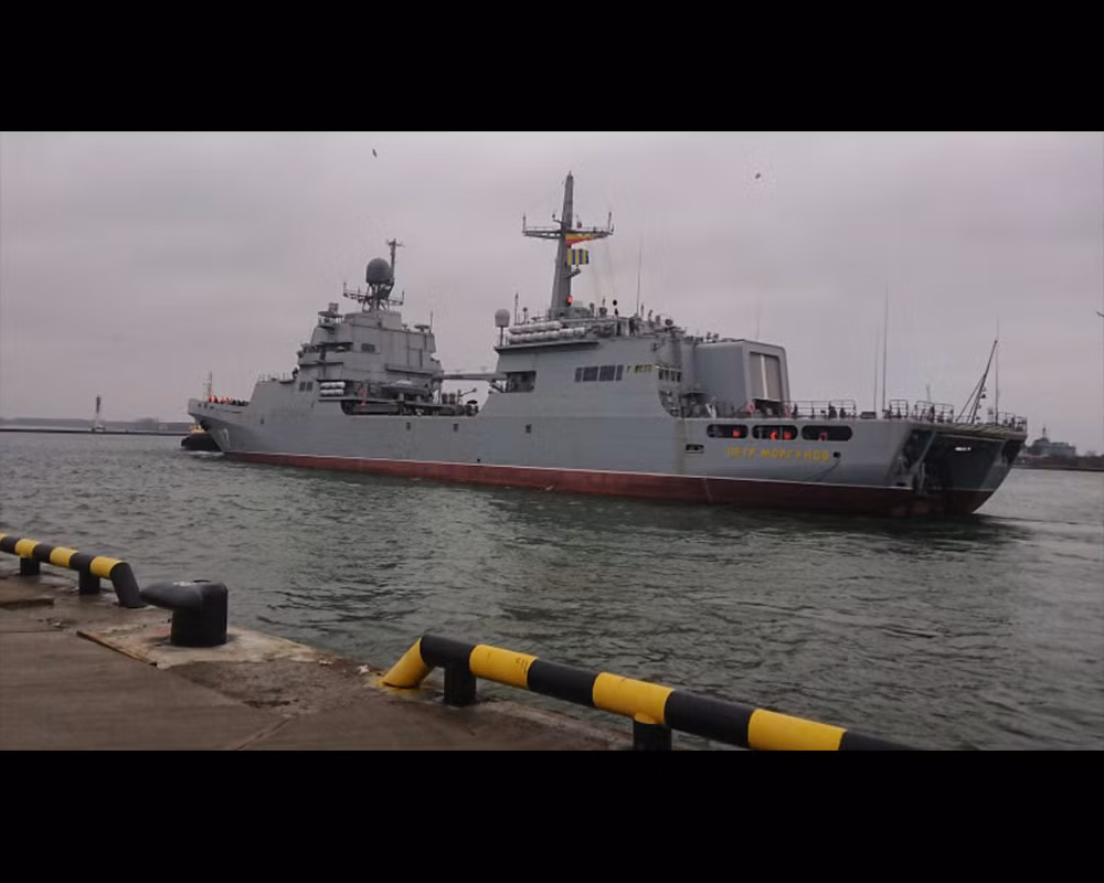 Theo dự tính của Hải quân Nga, cả hai chiếc tàu đổ bộ theo lớp Ivan Gren này sẽ được phục vụ trong biên chế của hạm đội biển Bắc. Nguồn ảnh: Livejournal.