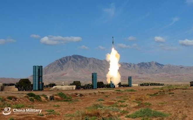 "Tuy nhiên vì lý do rõ ràng kể trên, quân đội Syria nhận thấy sự kém hiệu quả của hệ thống phòng không do Nga sản xuất trên chiến trường, họ rất thất vọng với nó", báo cáo của Sina cho biết.