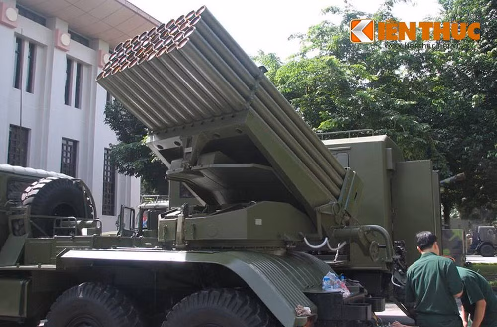 Về mặt lý thuyết cơ bản, việc giảm số lượng nhân lực trong từng kíp chiến đấu cũng đồng nghĩa với việc thiệt hại về con người trên chiến trường sẽ giảm thiểu theo. Nguồn ảnh: QPVN.