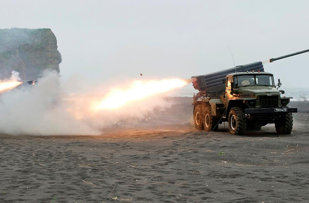 Trong bối cảnh chiến đấu trên chiến trường, không thể tránh khỏi được thương vong cho các bên. Tuy nhiên, việc ứng dụng khoa học công nghệ để giảm thiểu thương vong cho binh lính là điều mọi quốc gia đều đầu tư, nghiên cứu rất sâu. Nguồn ảnh: QPVN.