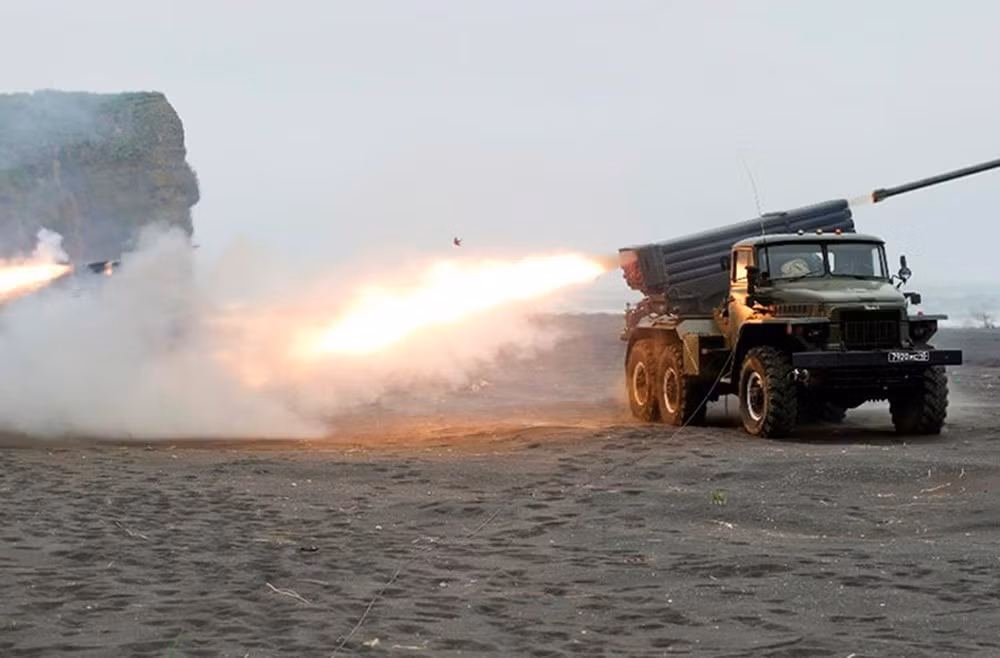 Trong bối cảnh chiến đấu trên chiến trường, không thể tránh khỏi được thương vong cho các bên. Tuy nhiên, việc ứng dụng khoa học công nghệ để giảm thiểu thương vong cho binh lính là điều mọi quốc gia đều đầu tư, nghiên cứu rất sâu. Nguồn ảnh: QPVN.