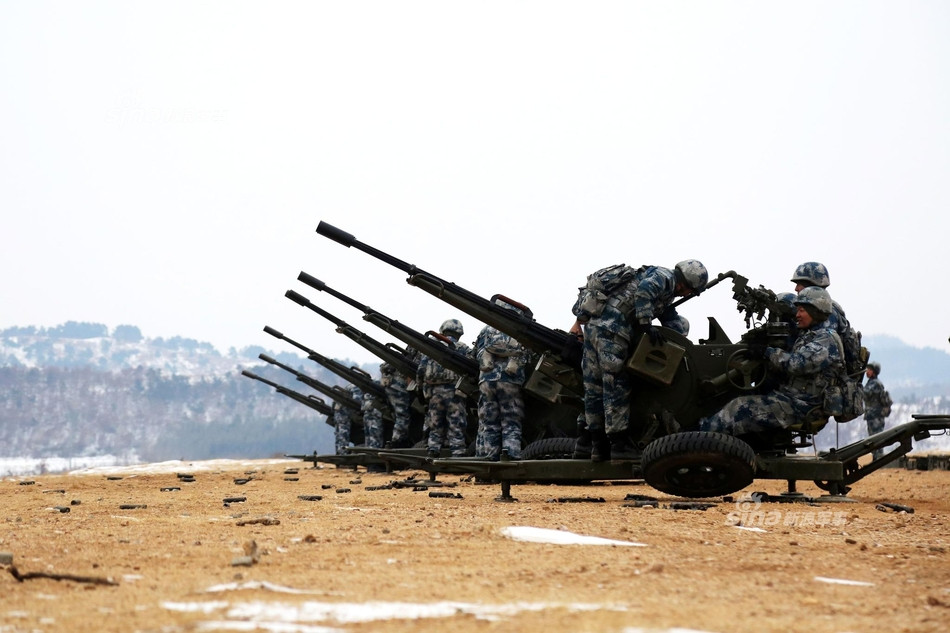 Loại pháo phòng không nòng đôi sử dụng cỡ nòng 23mm này có khả năng tiêu diệt mục tiêu ở khoảng cách tối đa 2,5 km. Nguồn ảnh: Sina.