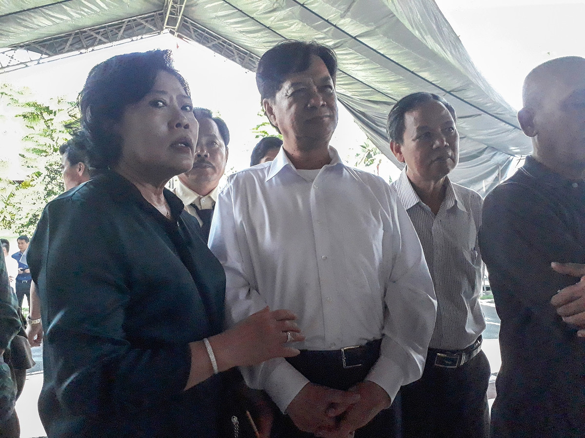 Nguyên Chủ tịch nước Nguyễn Minh Triết, nguyên Thủ tướng Nguyễn Tấn Dũng cùng các nguyên lãnh đạo cấp cao của Đảng và Nhà nước cũng có mặt từ sớm. Ảnh: Văn Dũng