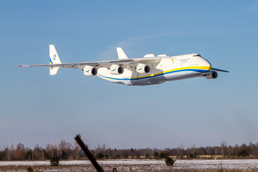 Hiện tại trên thế giới chỉ có duy nhất một chiếc Antonov An-225 thuộc sở hữu của Ukraine. Chiếc Antonov An-225 thứ hai đã đóng xong phần thô nhưng chưa bao giờ được hoàn thiện. Nguồn ảnh: Defense.