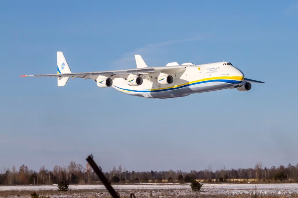 Hiện tại trên thế giới chỉ có duy nhất một chiếc Antonov An-225 thuộc sở hữu của Ukraine. Chiếc Antonov An-225 thứ hai đã đóng xong phần thô nhưng chưa bao giờ được hoàn thiện. Nguồn ảnh: Defense.