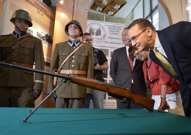 Nhược điểm này nhanh chóng được khắc phục và các lô hàng sau này có thể chịu được khoảng 300 phát bắn trước khi nòng súng bị hỏng hoàn toàn. Nguồn ảnh: News.