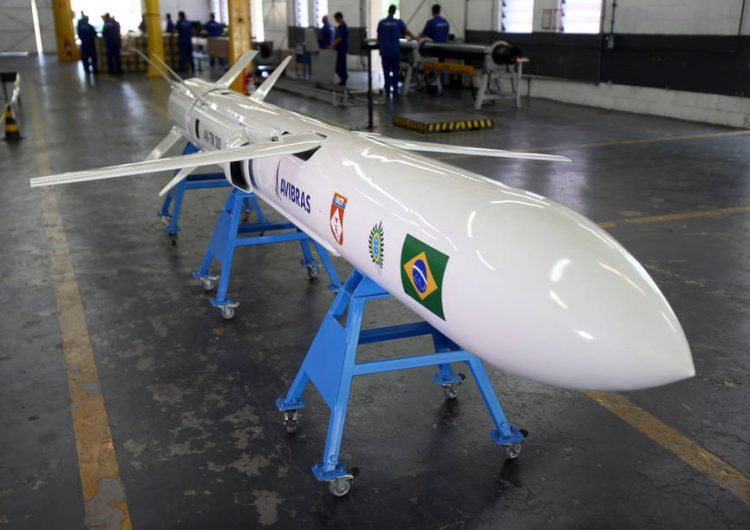 Mô hình tên lửa hành trình tương lai của Brazil. Ảnh: Defence.