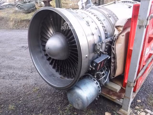 Được rao bán với giá khoảng 8500 USD, bất cứ ai đều có thể đặt mua được món hàng đặc biệt này trên Ebay. Tuy nhiên, giống với các loại xe tăng và máy bay phản lực từng được giao bán trên trang web này, người mua sẽ phải chịu hoàn toàn chi phí nhập khẩu và quan trọng nhất là các giấy tờ để thông quan vào quốc gia mình sinh sống. Nguồn ảnh: Sina.