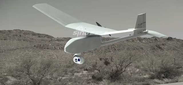 So với những phiên bản gốc trước đây, dường như những bản RQ-11 ngày nay có phần hiện đại hơn với hệ thống camera được đặt riêng bên ngoài thân máy bay, cho phép nó có khả năng theo dõi mục tiêu từ nhiều góc độ mà không cần phải đổi hướng bay. Nguồn ảnh: Sina.