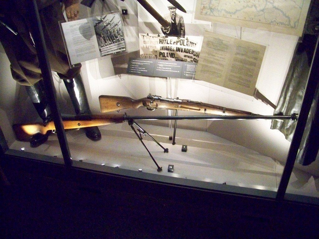 Phía Đức sau đó đã cải tiến Wz. 35 để cho ra đời mọt khẩu súng chống tăng PzB.38/39 sử dụng cỡ đạn 7,92x94mm có thể đạt gia tốc đầu nòng lên tới 1297m/s. Nguồn ảnh: Meseum.