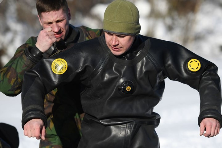 Vệ binh Quốc gia là một lực lượng quân sự nội vụ nằm bên ngoài cơ cấu quân đội Nga.