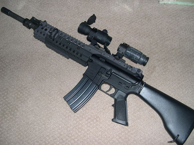 Ra đời đầu những năm 2000, khẩu súng trường tấn công M468 có trọng lượng vào khoảng 3,3 kg, chiều dài của nó khoảng 89,85 cm, trong đó chiều dài nòng súng chỉ chiếm khoảng hơn 40%, tương đương 41 cm. Nguồn ảnh: Amazon.