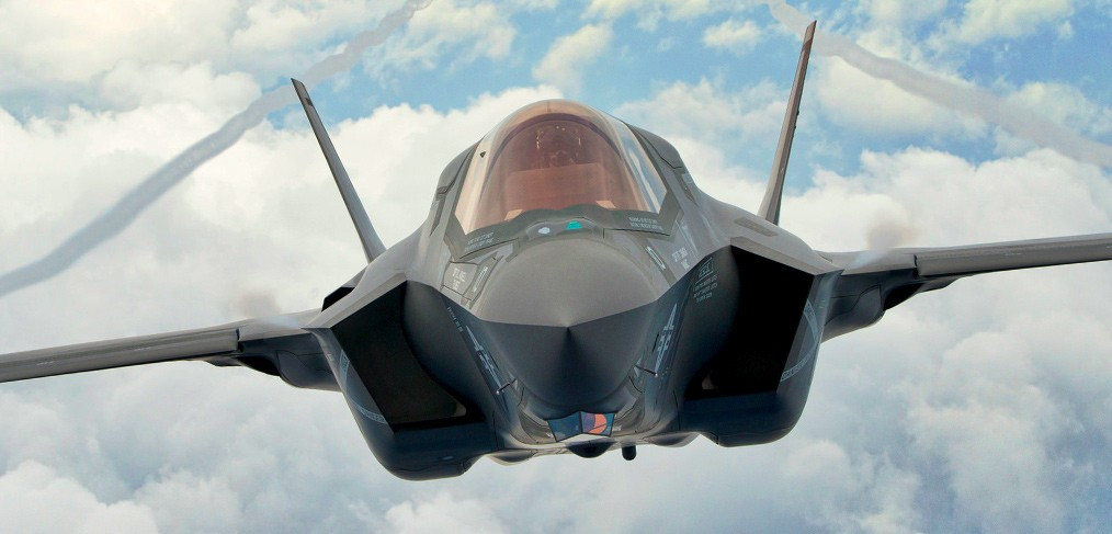 Dù có giá thành cực kỳ đắt đỏ, F-35 vẫn có rất nhiều vấn đề về mặt kỹ thuật cần được khắc phục trước khi nó có thể hoạt động tốt được trong thực chiến. Nguồn ảnh: Wikipedia.