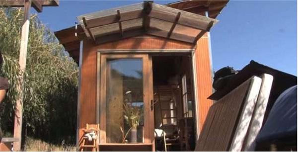 Sau 1 tháng ngôi nhà đã hoàn thành, rất đơn giản nhưng đầy đủ tiện nghi.