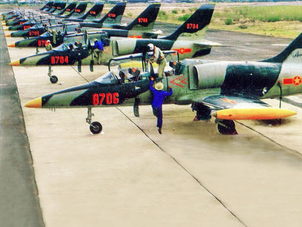 Trần bay tối đa của L-39 Albatros vào khoảng 11.000 mét, chiếc phi cơ này tốn khoảng 5 phút để leo lên độ cao 5000 mét trong điều kiện lý tưởng. Nguồn ảnh: Tienphong.