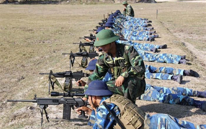 Được Israel sản xuất từ năm 1972 dựa trên thiết kế của súng IMI Galil nhưng được tối ưu hóa cho nhiệm vụ bắn tỉa, khẩu súng bắn tỉa Galatz hiện đang được trang bị cho Hải quân Đánh bộ Việt Nam và là một trong những dòng súng bắn tỉa hiện đại nhất của Việt Nam hiện nay. Nguồn ảnh: Baodatviet.