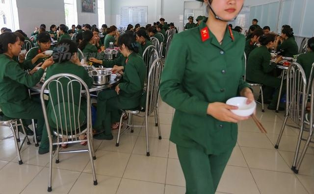 Cộng đồng mạng Trung Quốc cũng phải đồng ý rằng, con gái Việt Nam nói chung có một nét đẹp rất riêng và rất lôi cuốn. Nguồn ảnh: Sina.