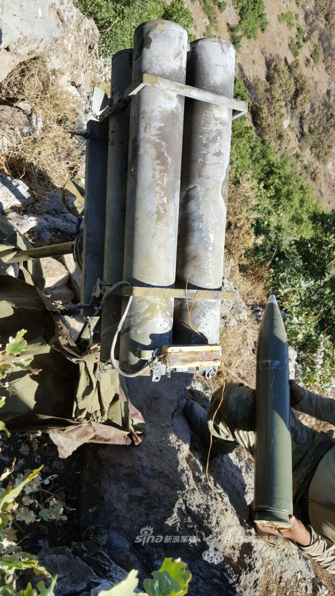 Một trong những loại vũ khí được các chiến binh người Kurd sử dụng rất nhiều trong cuộc chiến chống lại những người Thổ Nhĩ Kỳ đó là loại pháo phản lực phóng loạt Type 63. Nguồn ảnh: Sina.