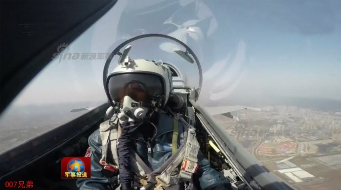 Kể từ năm 2012 tới nay, Trung Quốc đã chế tạo được khoảng 50 chiếc J-16 phục vụ trong biên chế của không quân nước này. Nguồn ảnh: Sina.