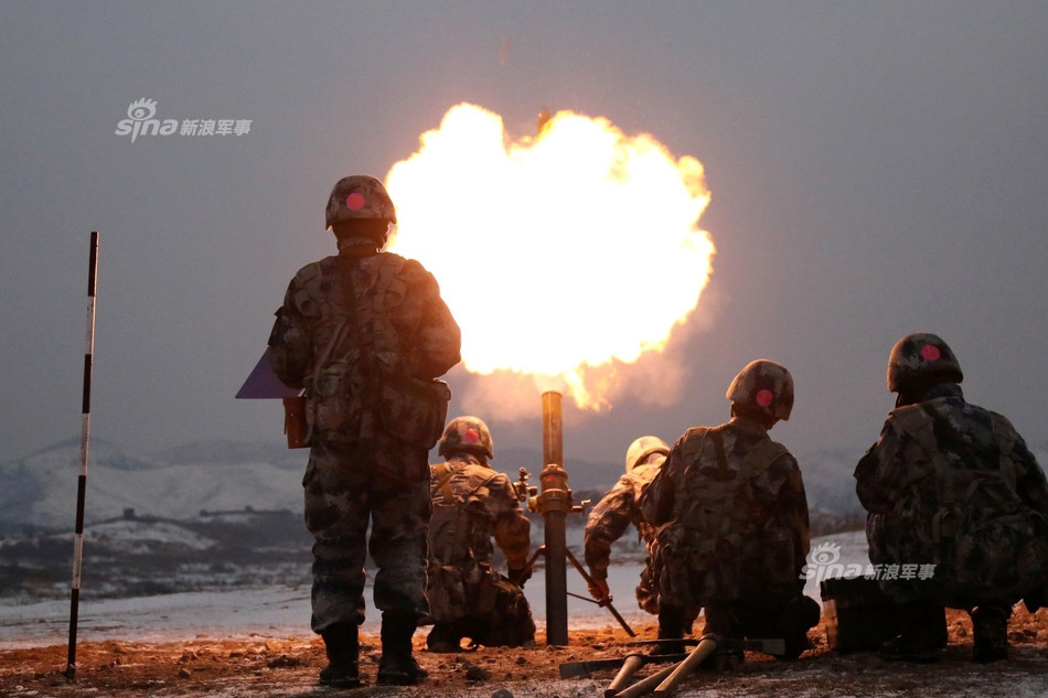 Cối 81mm của Trung Quốc có tên gọi W87 trong cuộc tập trận bắn đạn thật. Nguồn ảnh: Sina.