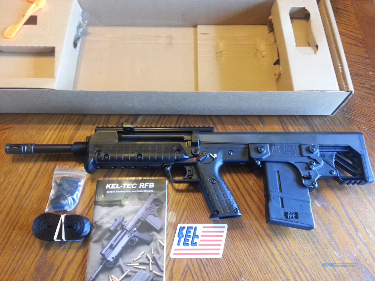Khẩu súng này được bán với giá 1500 USD tuy nhiên không được phục vụ trong bất cứ lực lượng quân sự nào vì nó không có bản tự động, toàn bộ các khẩu súng trường Kel-Tec RFB chỉ hỗ trợ cơ chế bắn bán tự động viên một. Nguồn ảnh: Guns.