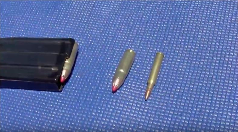 Loại đạn .458 Socom có kích thước chuẩn quy đổi ra milimets là 11,63x40mm. Cỡ đạn này lớn gần gấp đôi so với viên đạn loại 5,56 mm chuẩn NATO thông thường. Nguồn ảnh: Tube.